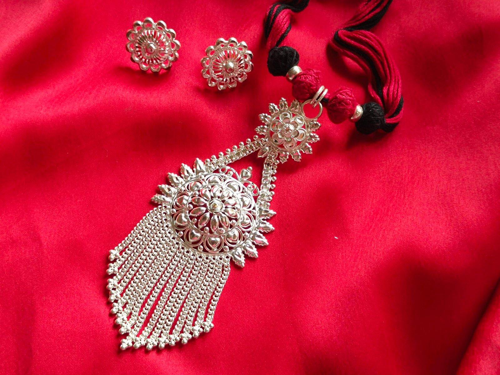Anuradha Necklace Set view 1