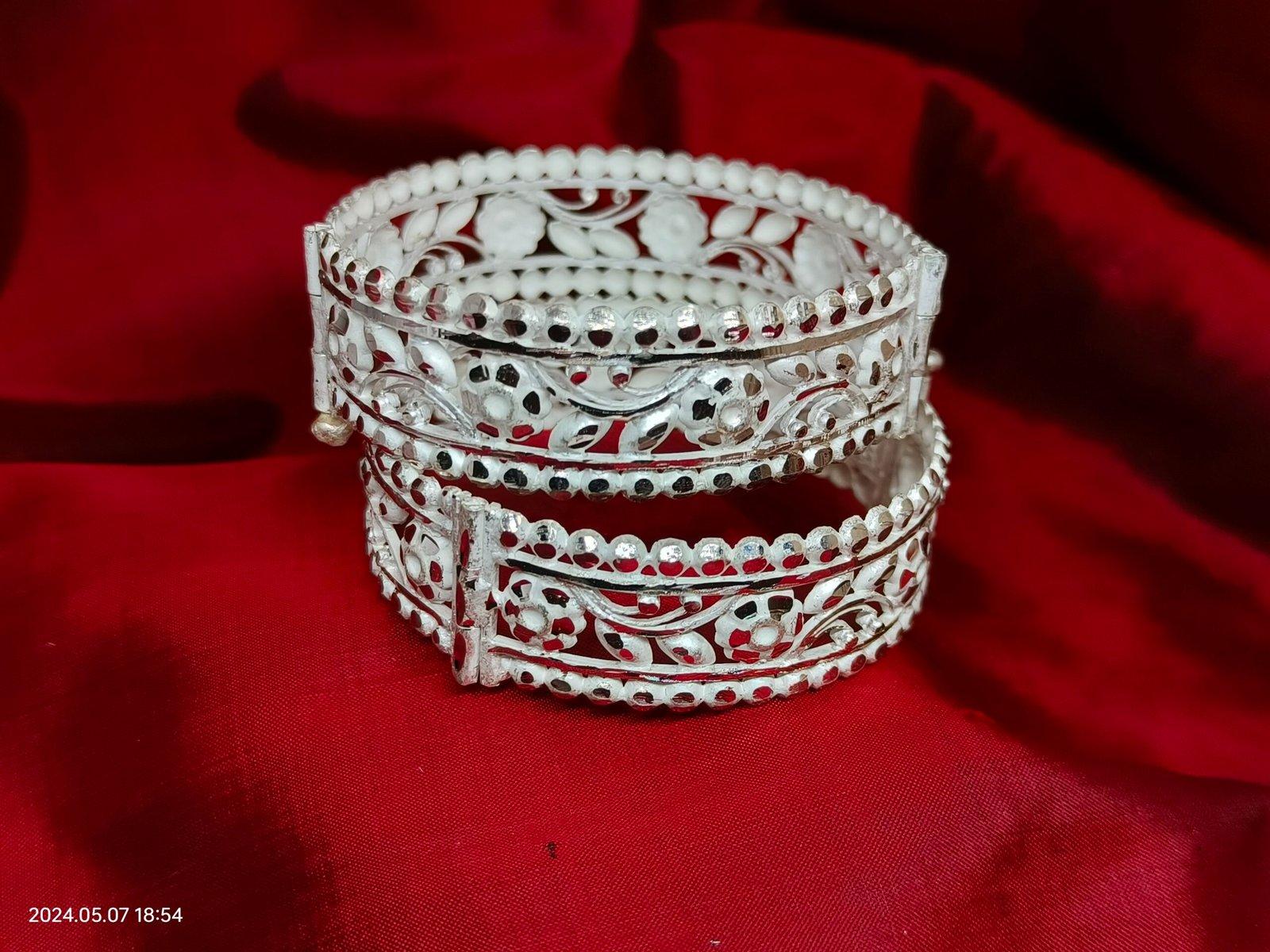 Blossoming Chur/Traditional Casual Party Bangles for Women and Girls 2.4, 2.5 view 2