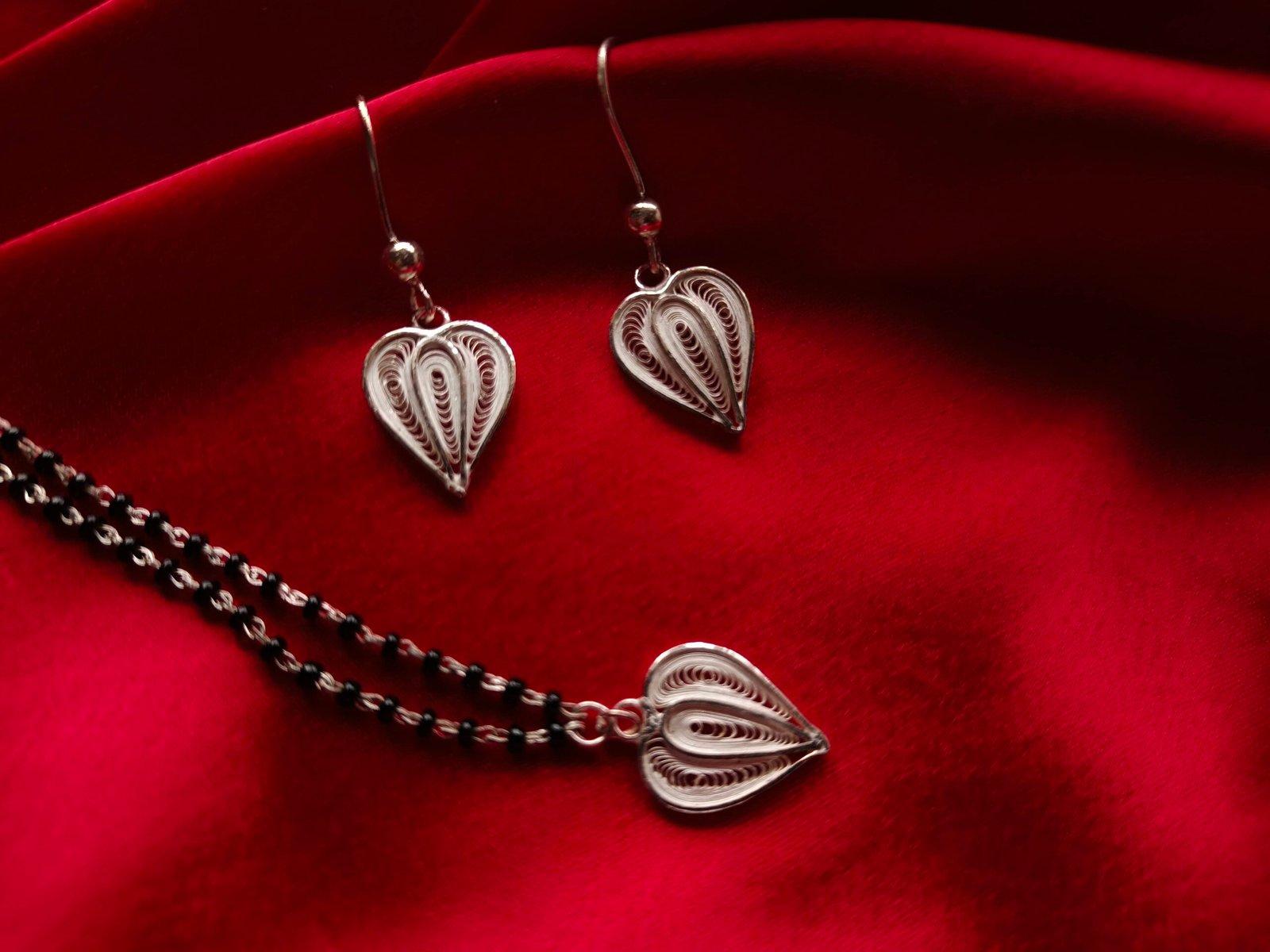 Chitra Mangalsutra with Earring view 3