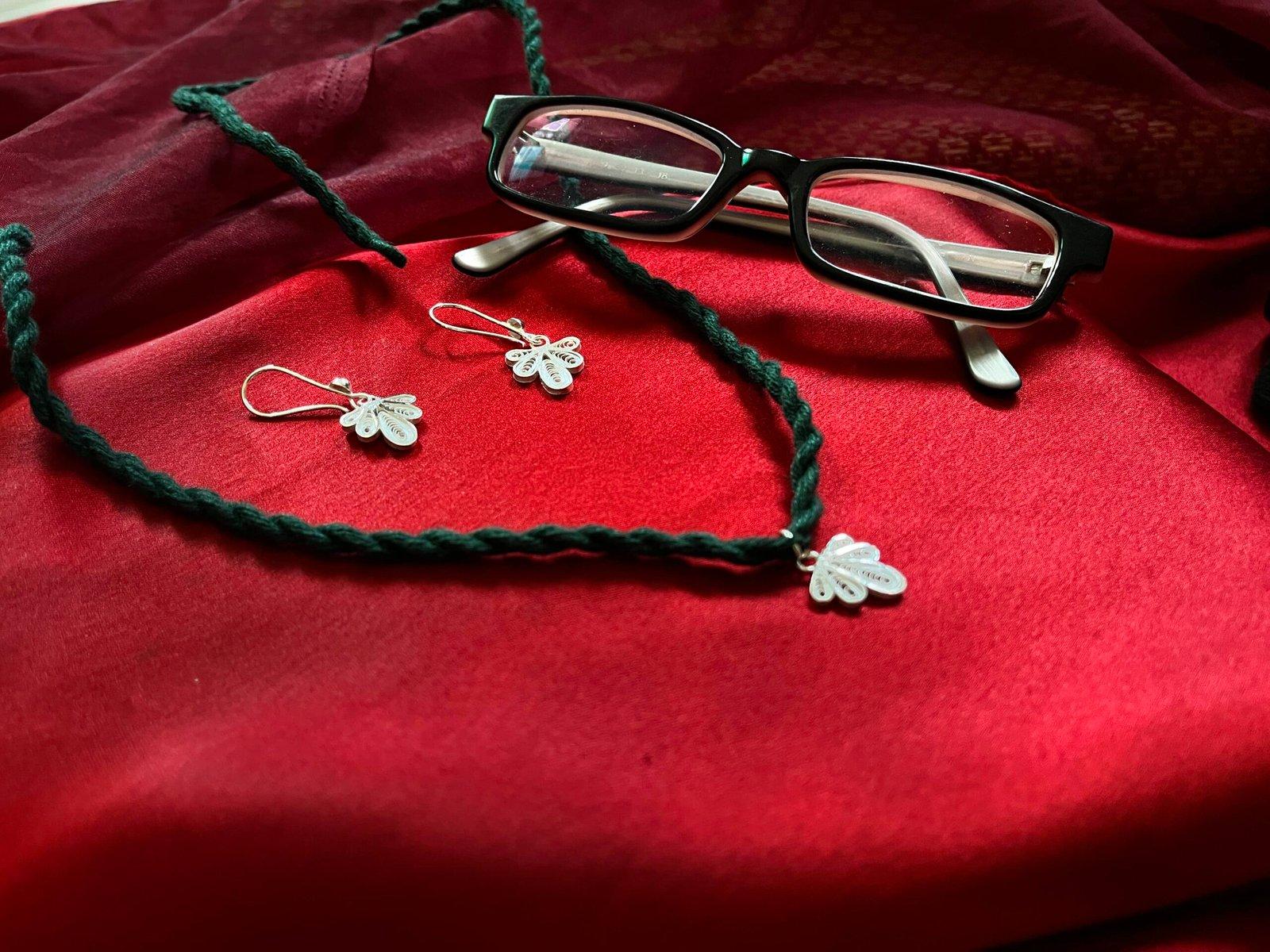 Damaynti Filigree Set view 2