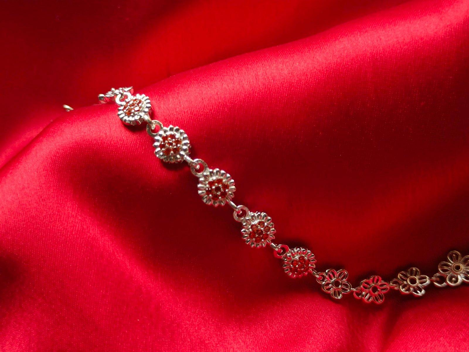 Gahenaz Silver Bracelet Rakhi Dahlia