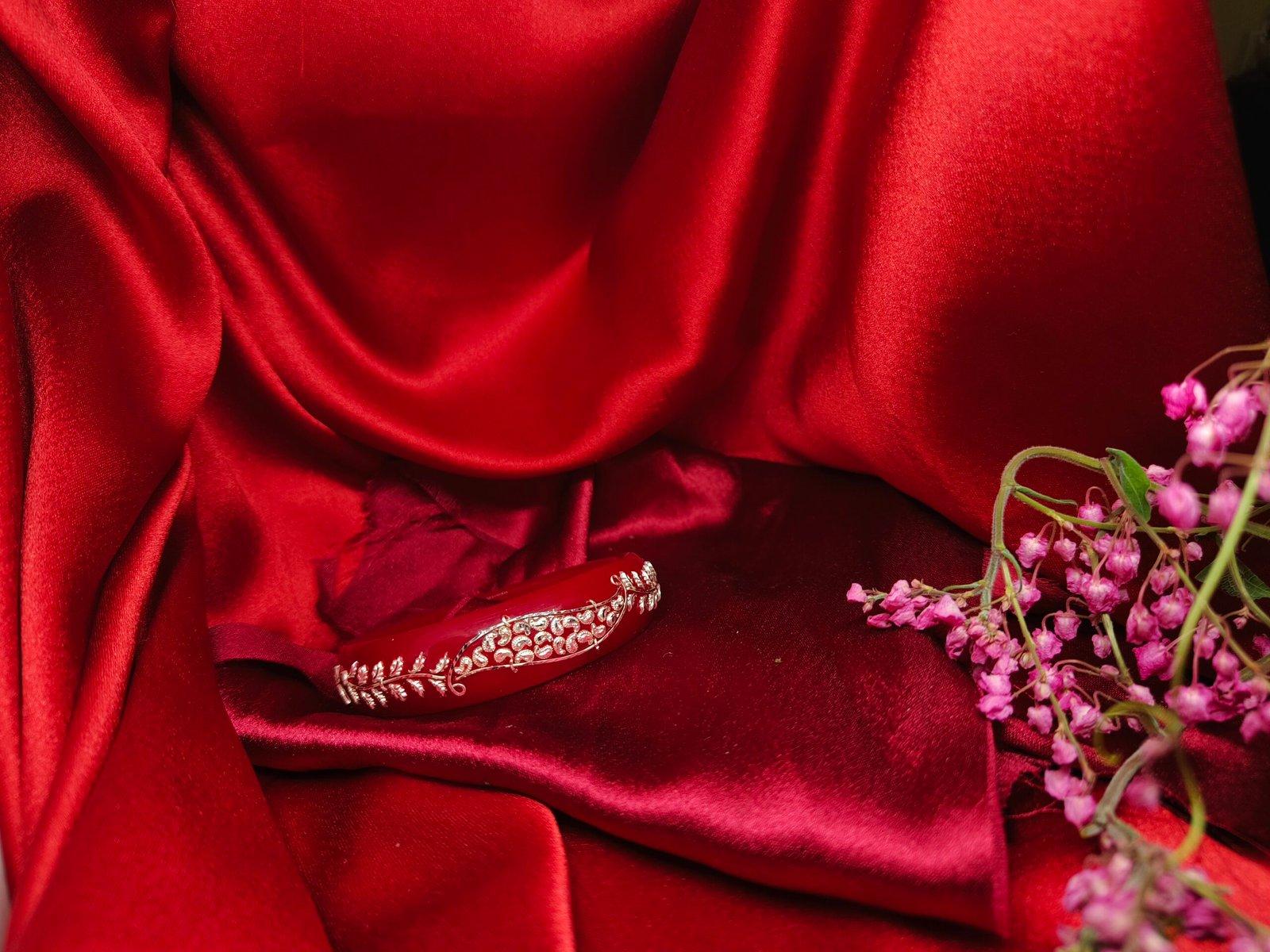 Gahenaz Silver Broad Bracelet Pola Pata Bahari Size 2.4 view 3