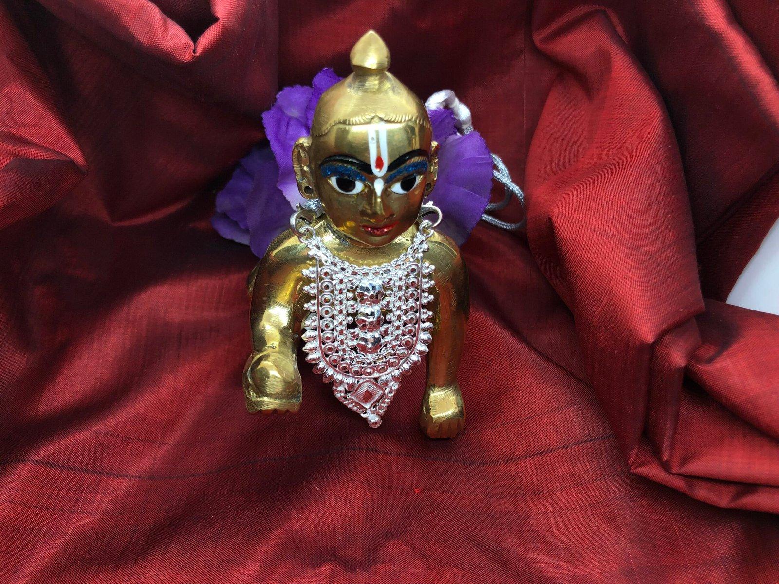 Gahenaz Silver Fancy Siring Necklace/ Bukpata / Kavasam for Idol view 1