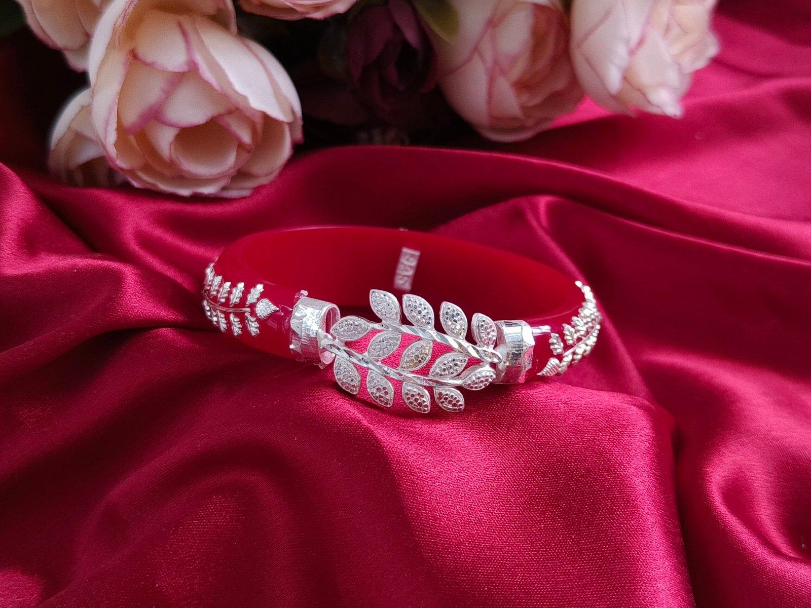 Gahenaz Silver Leaf Pola Size 2.4 view 3