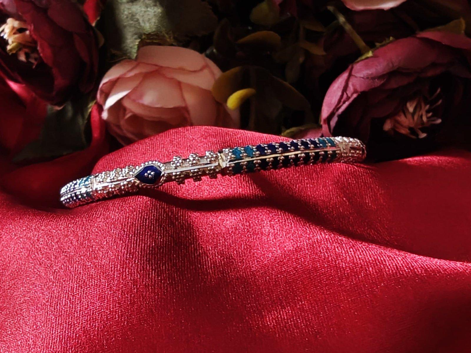 Gahenaz Silver Mohini Manipuri Bangle 2.5 view 4