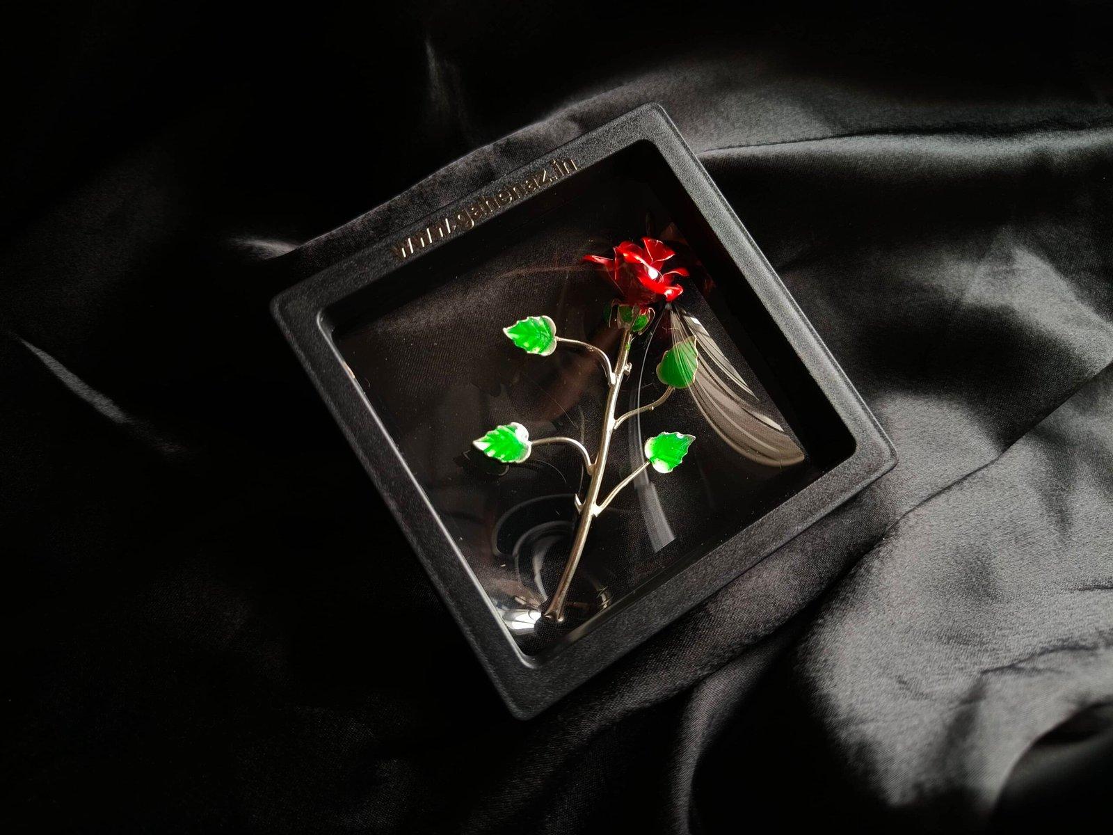 Gahenaz Silver Rose view 4