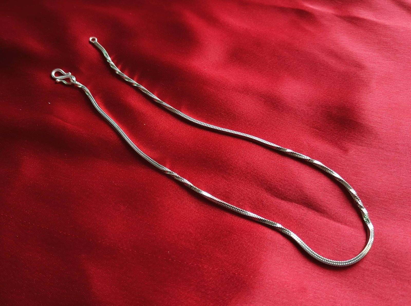 Gahenaz Silver Twist Chain view 2
