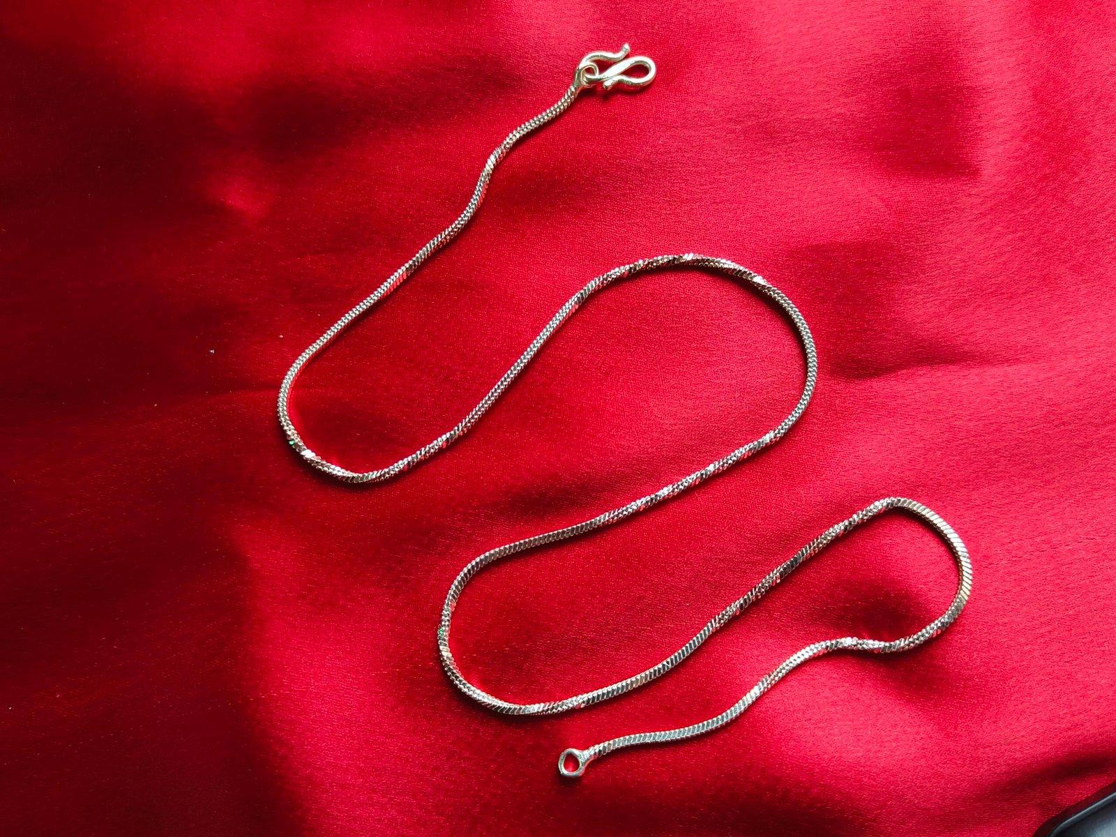 Gahenaz Silver Twist Chain view 3
