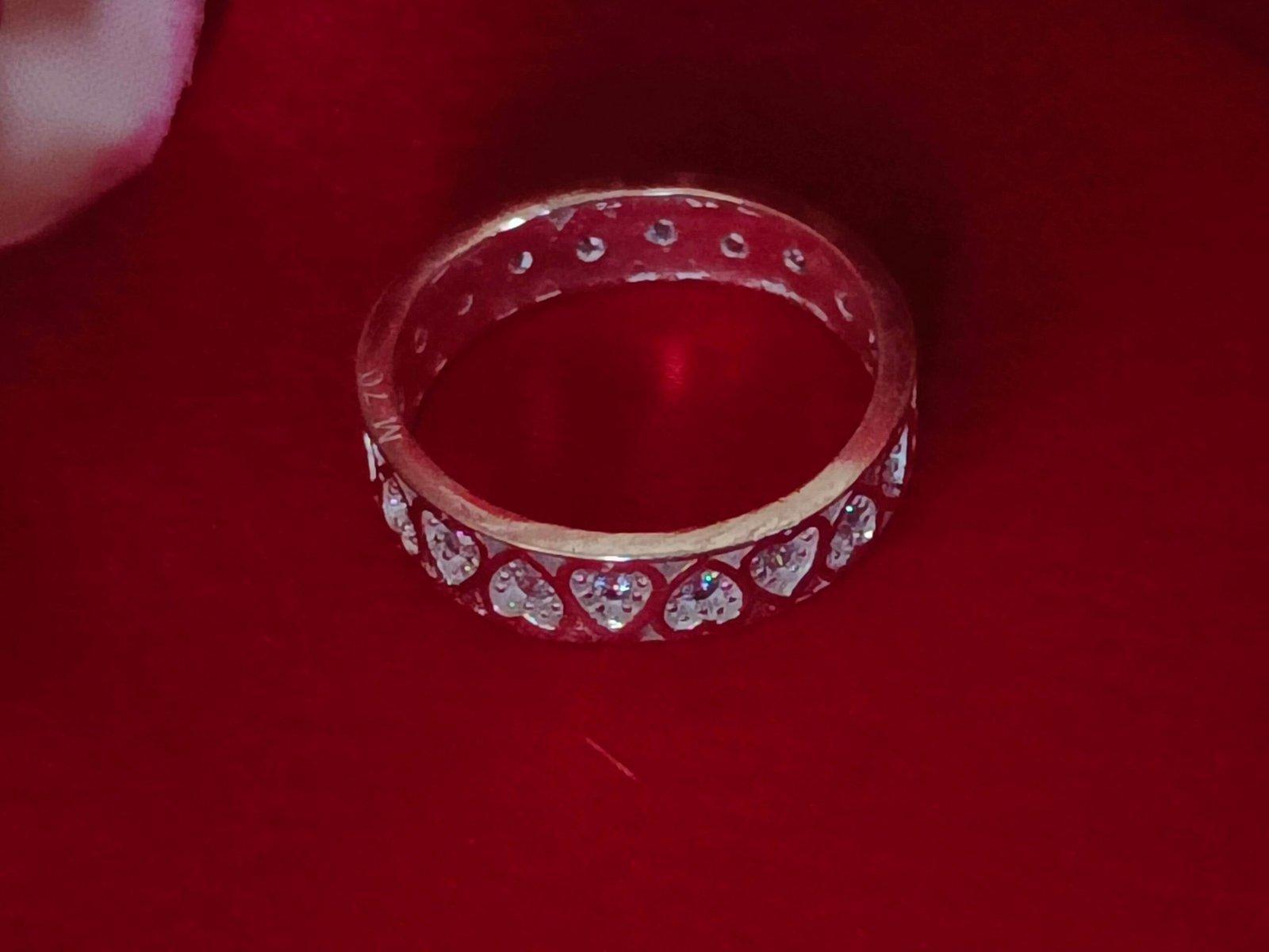 Heart Round Ring view 2