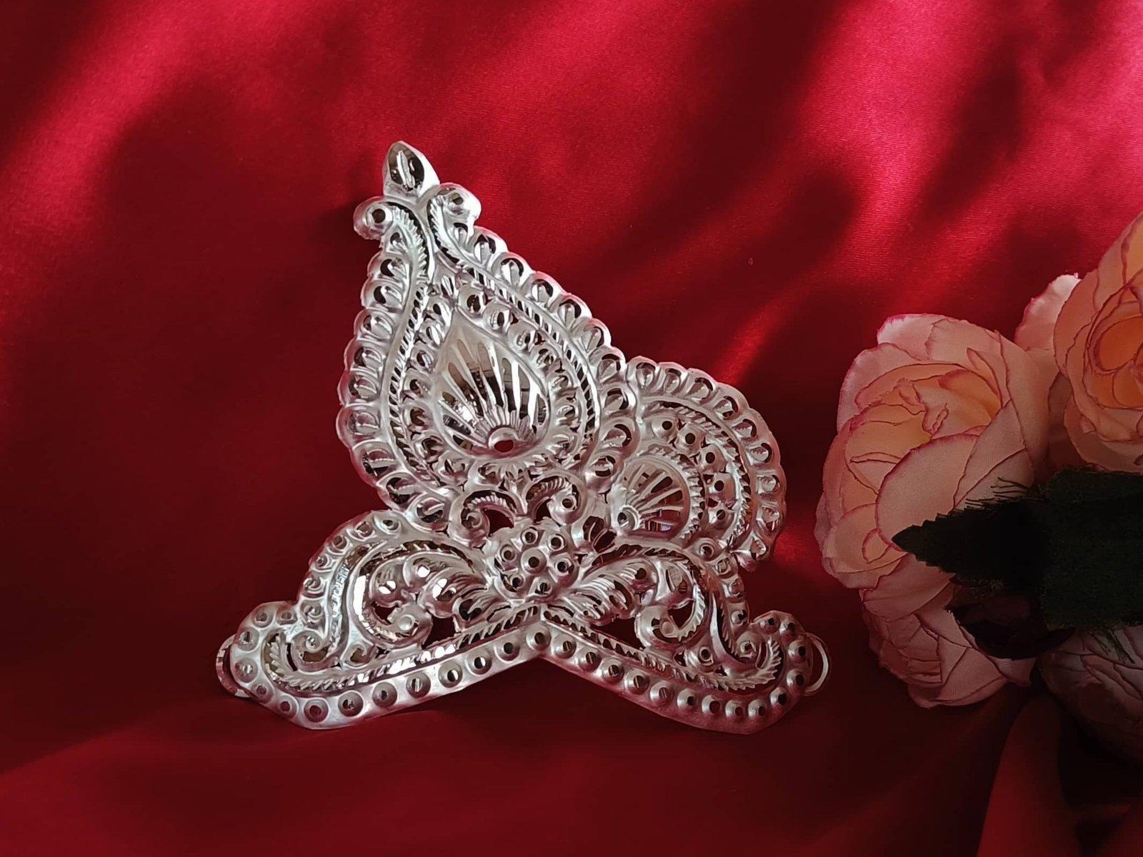 Kolka Mukut / Crown 4inch view 2