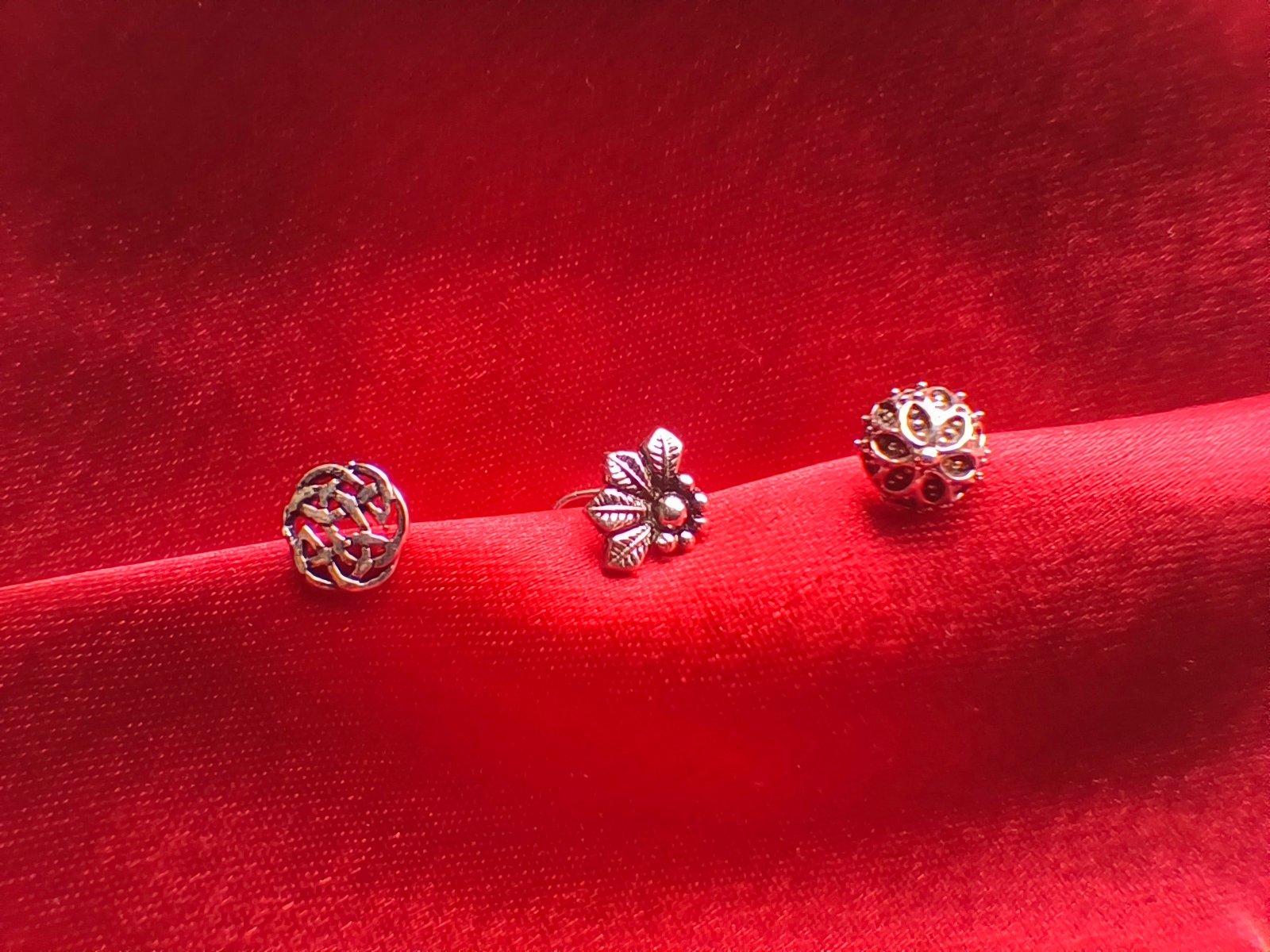 Mahul Oxodised Nose Pin view 4