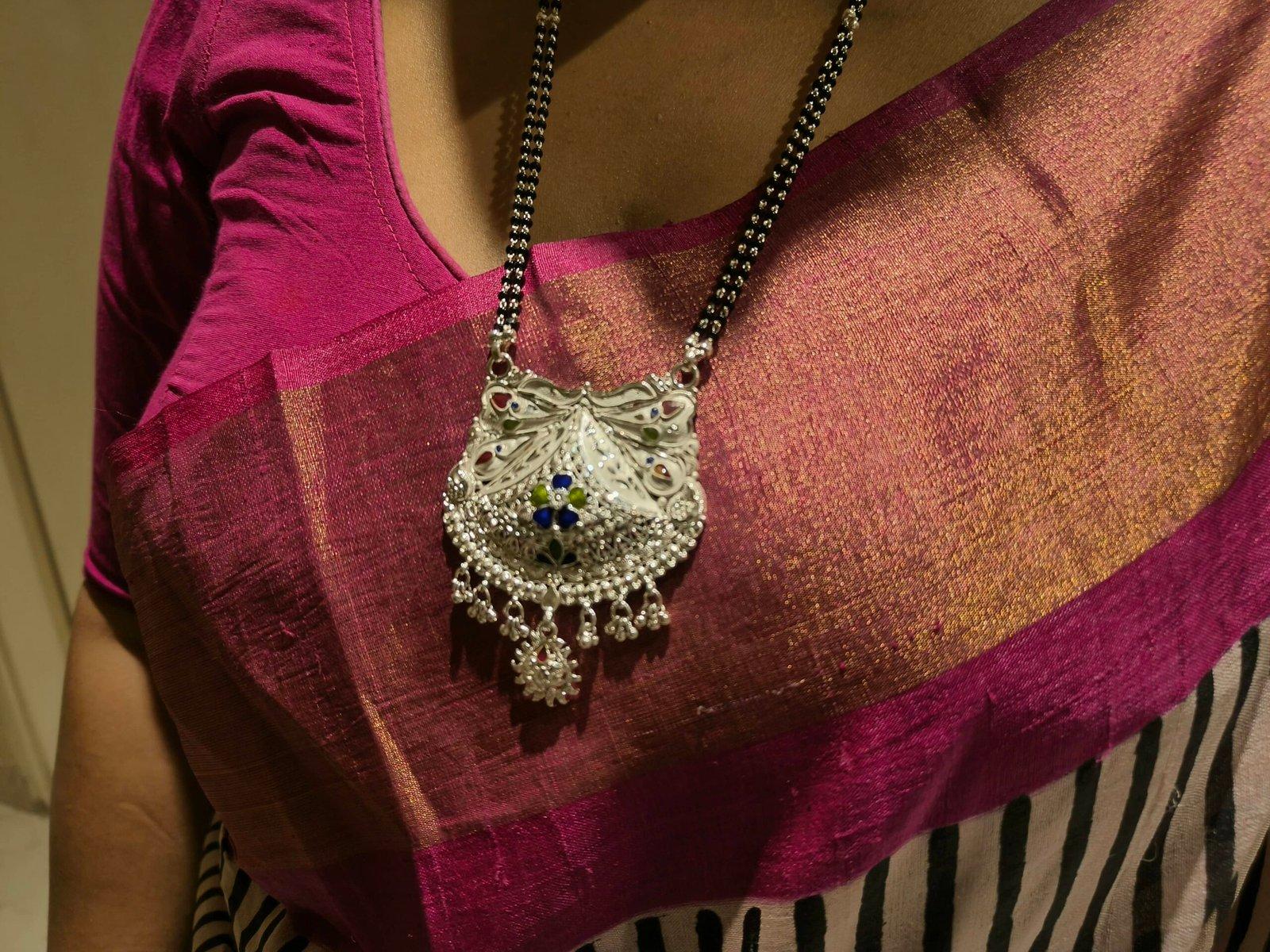 Parama Mangalsutra view 5