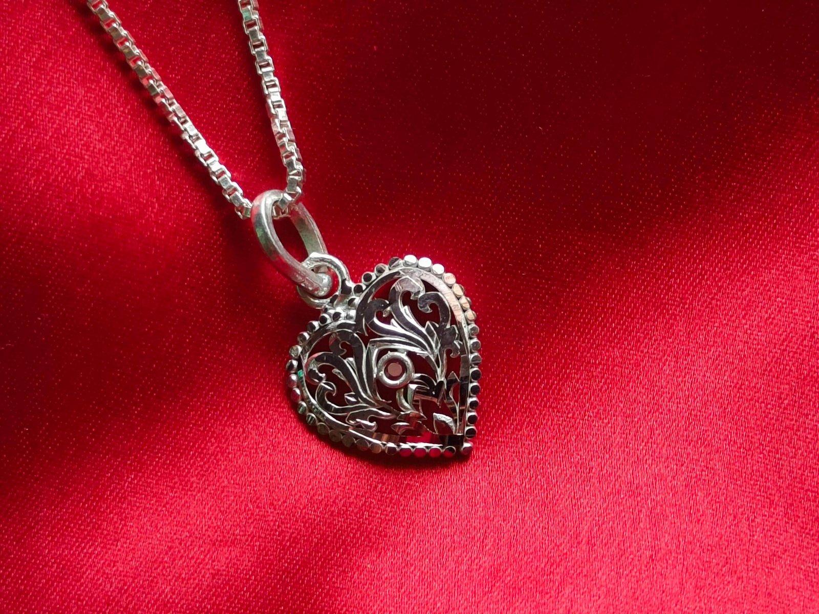 Parampara Pendant view 2