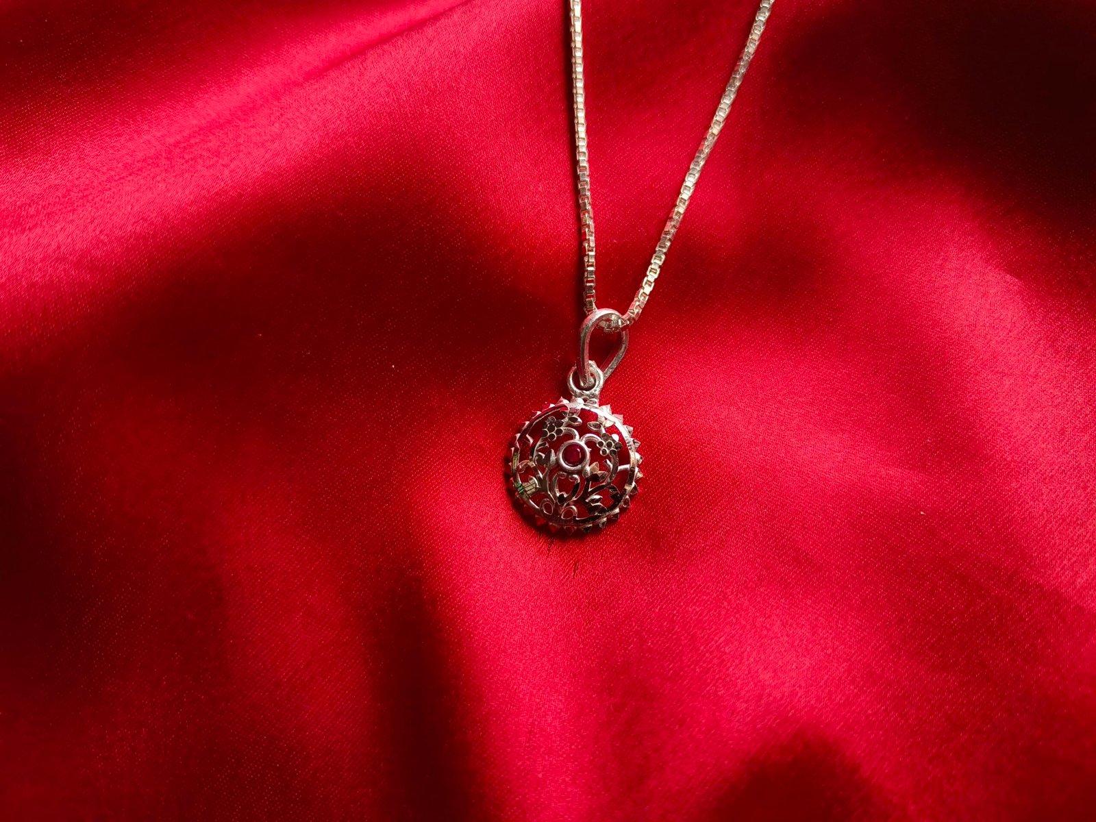 Parampara Pendant view 3