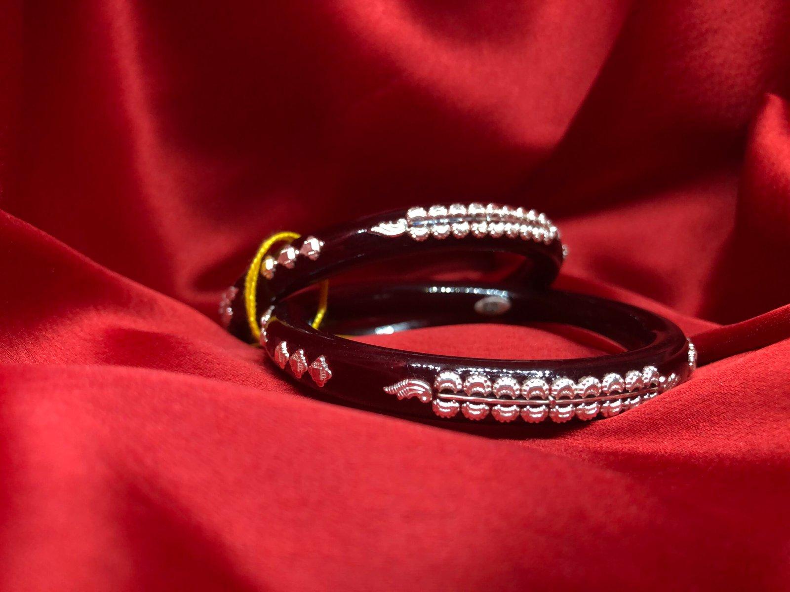 Pola Hrishita Size 2.4 view 3