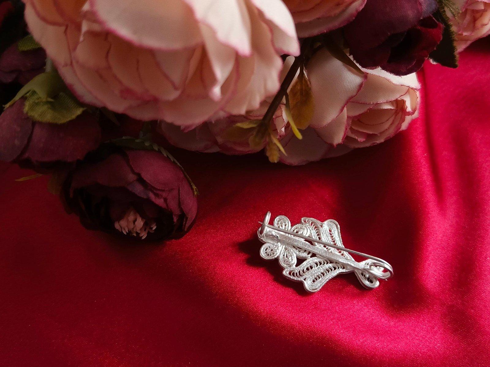 Rambha Saree Pin view 3