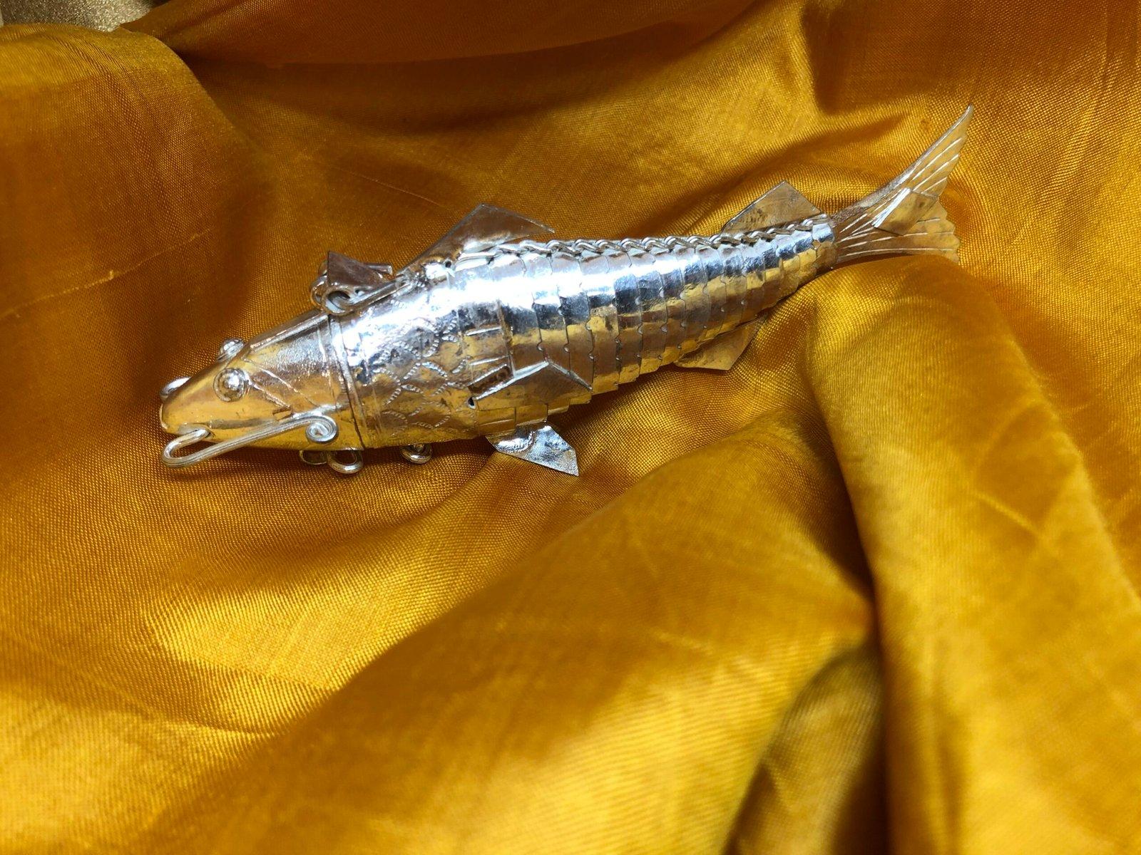 Silver Fish for Prosperity and Good Luck view 2