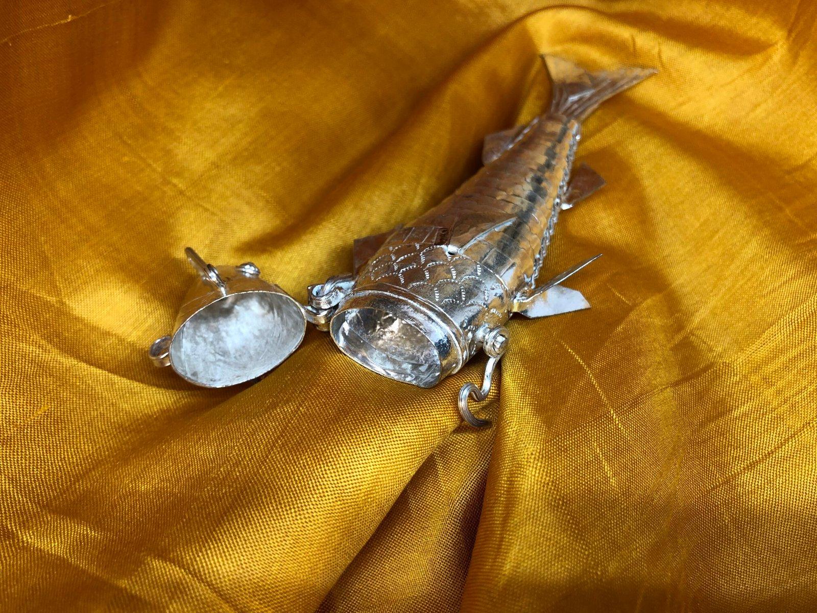 Silver Fish for Prosperity and Good Luck view 4