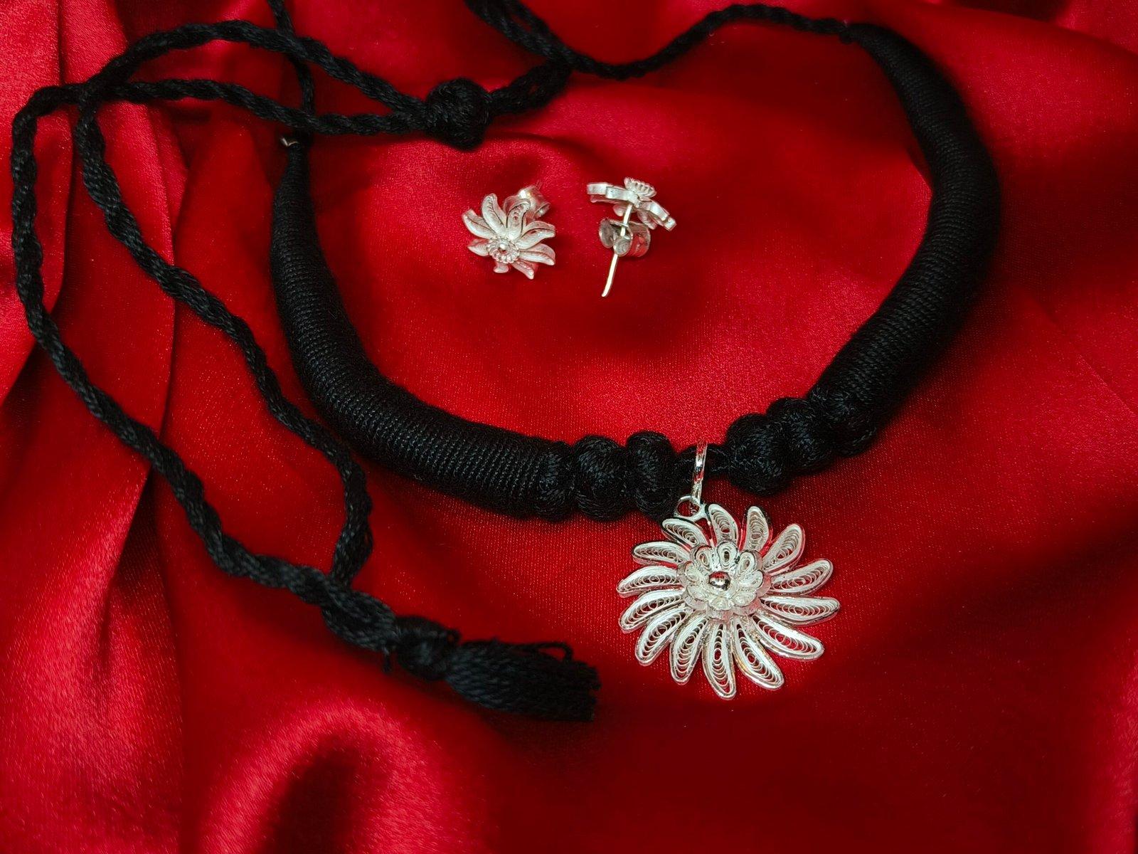 Ubika Filigree Pendant Earring set view 2