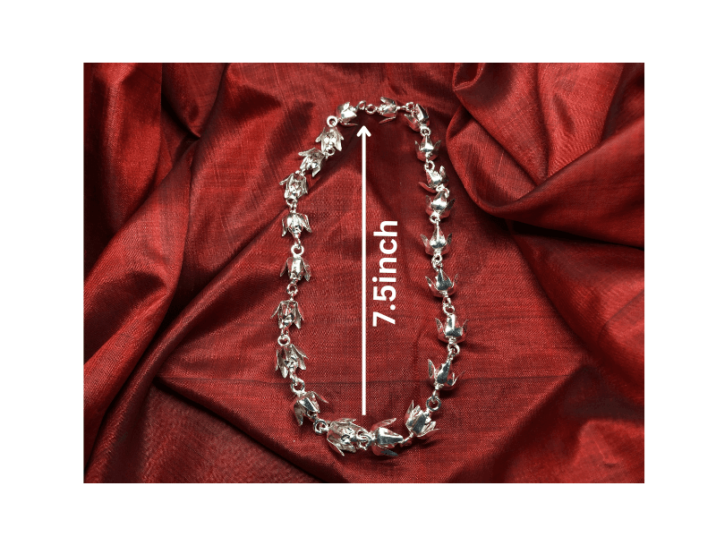 Adjustable Akondo flower garland view 3