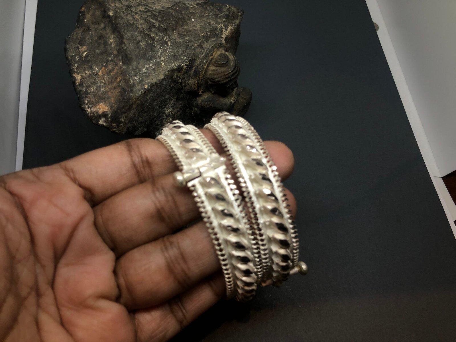 Anuradha Konkon / Ladies Bangle view 4