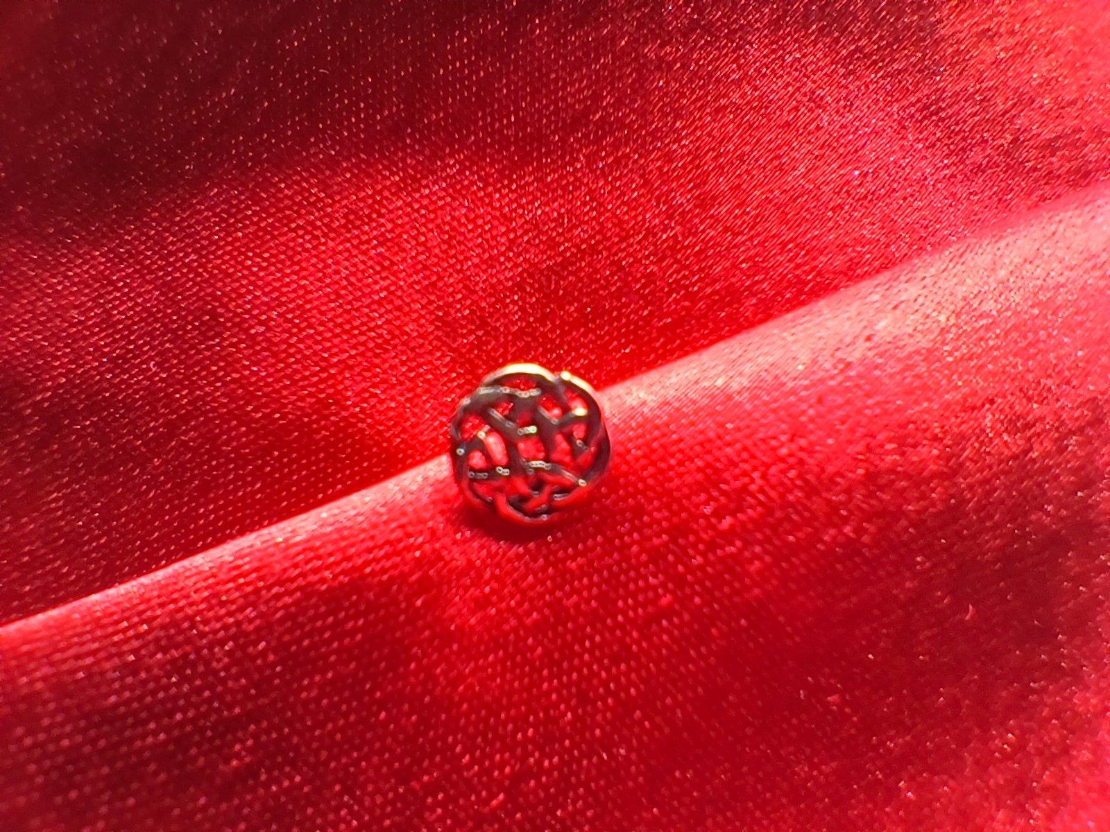 Entwined Nose Pin view 3