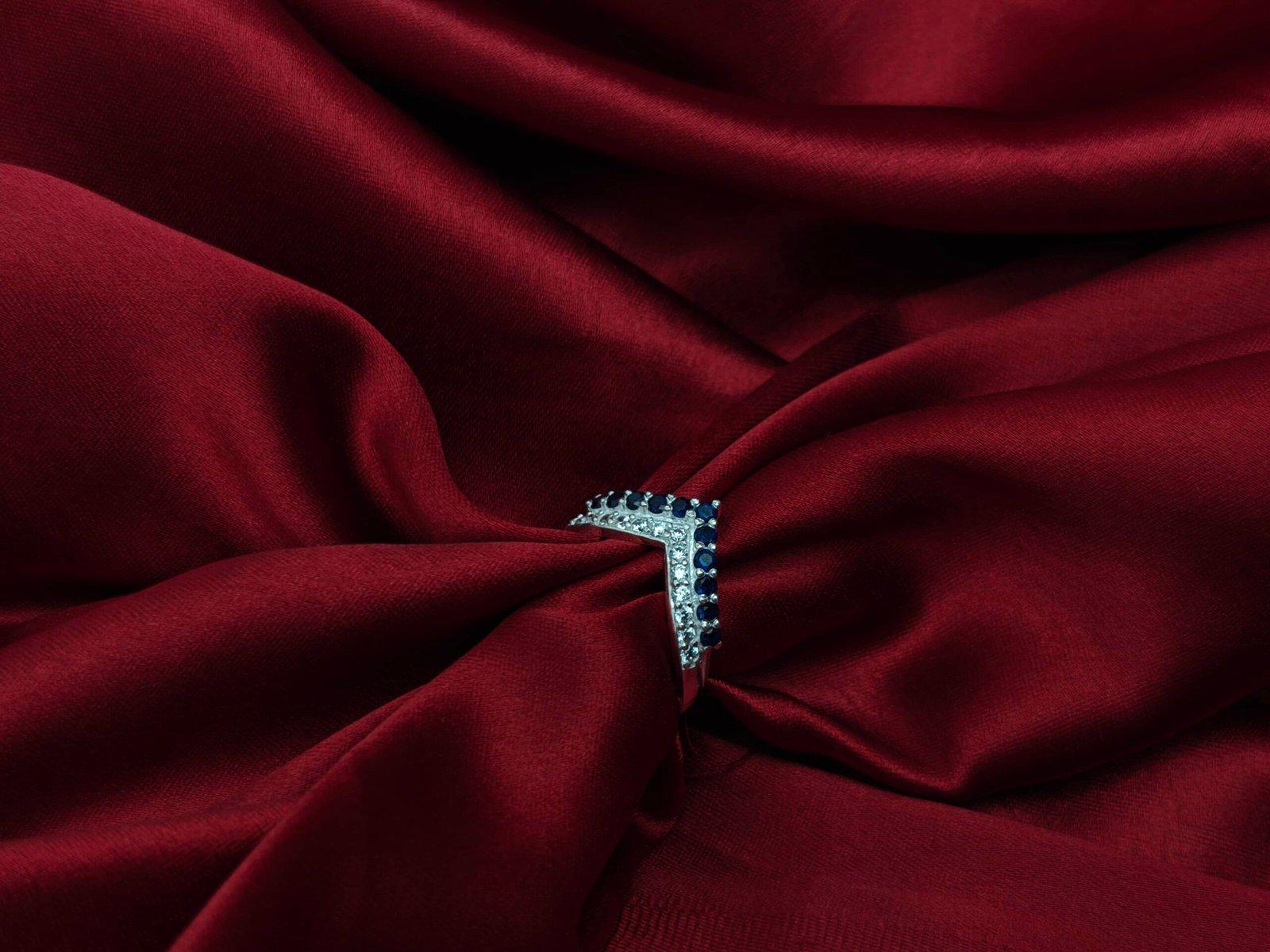 Finger ring Anondi view 3