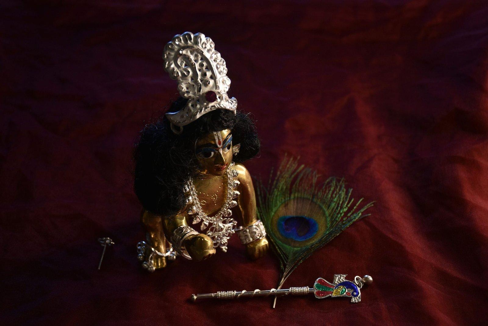 Gahenaz Silver 3inch Mukut / Crown for 5-6size Dev / Devi / God / Idols view 1