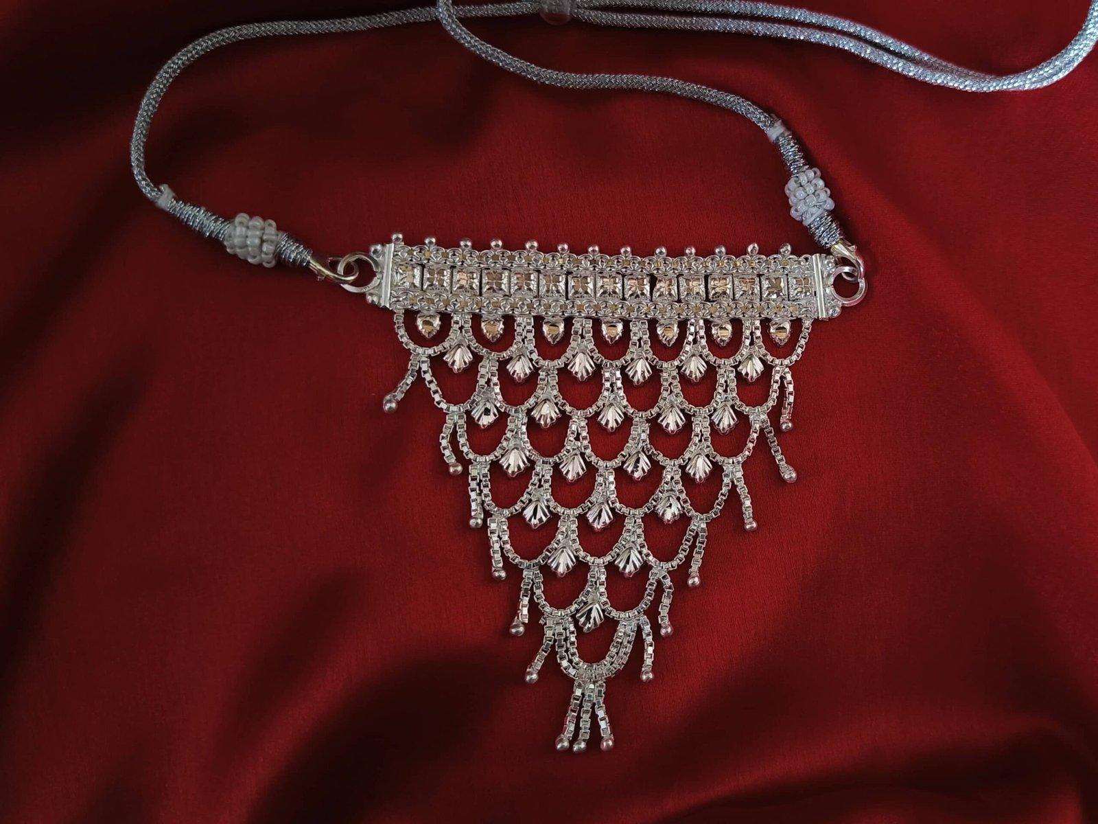 Gahenaz Silver Chik cum Necklace for Idol view 4