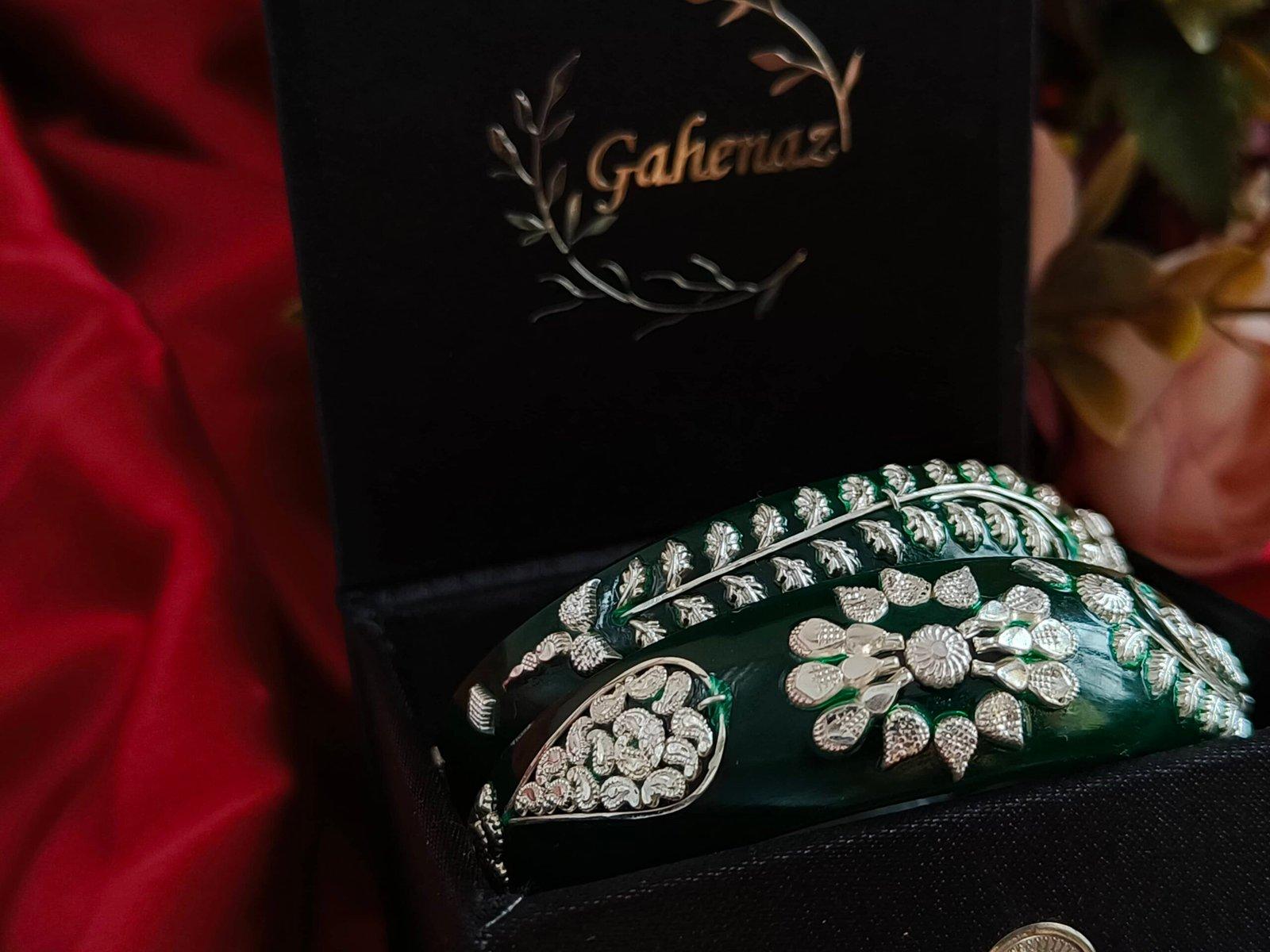 Gahenaz Silver Mayur Green Pola Bracelet 2.2 view 3