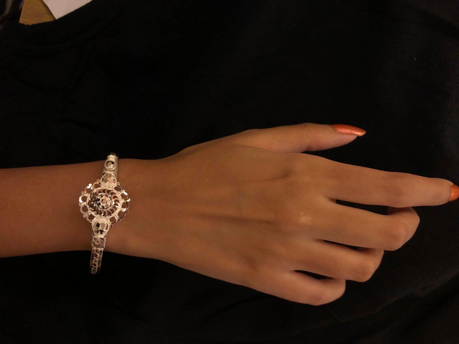 Hemangini noa/loha 2.4, 2.7