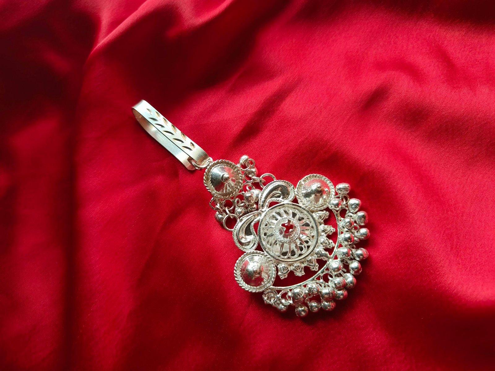 Hiranmayee Key Ring view 3