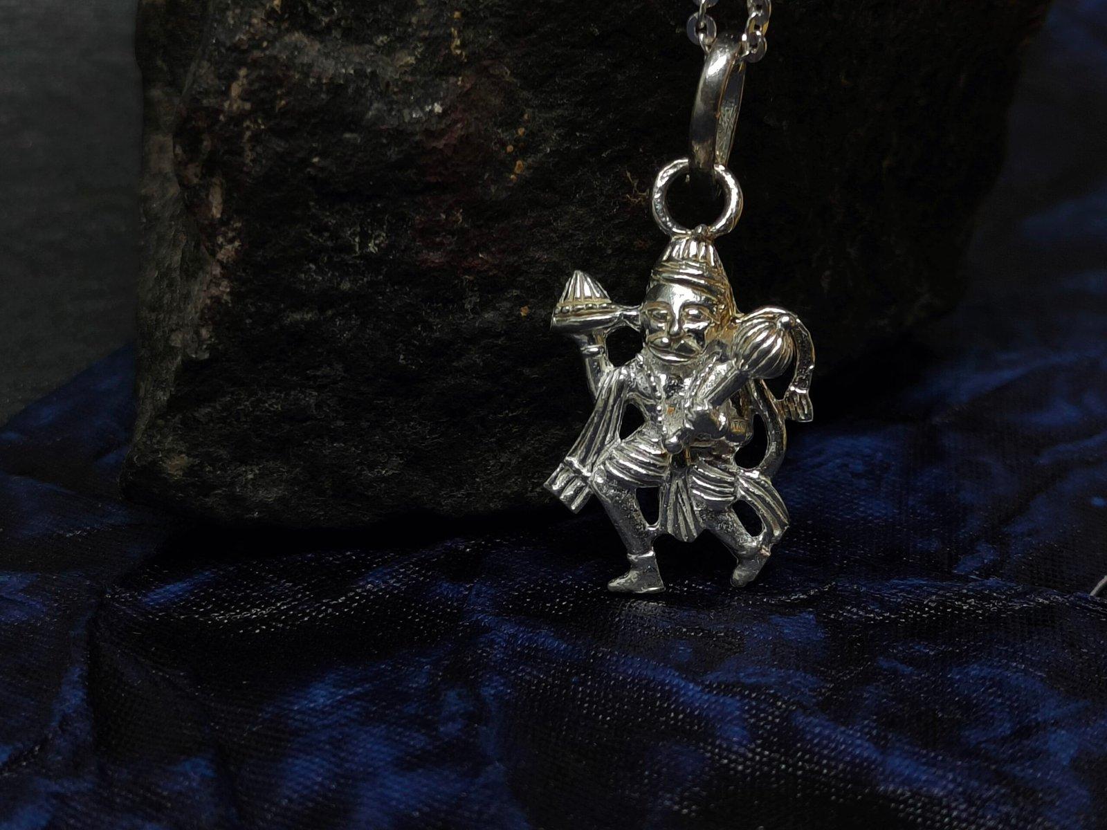 Idol Pendant Hanuman/Bajrangbali with chian view 4