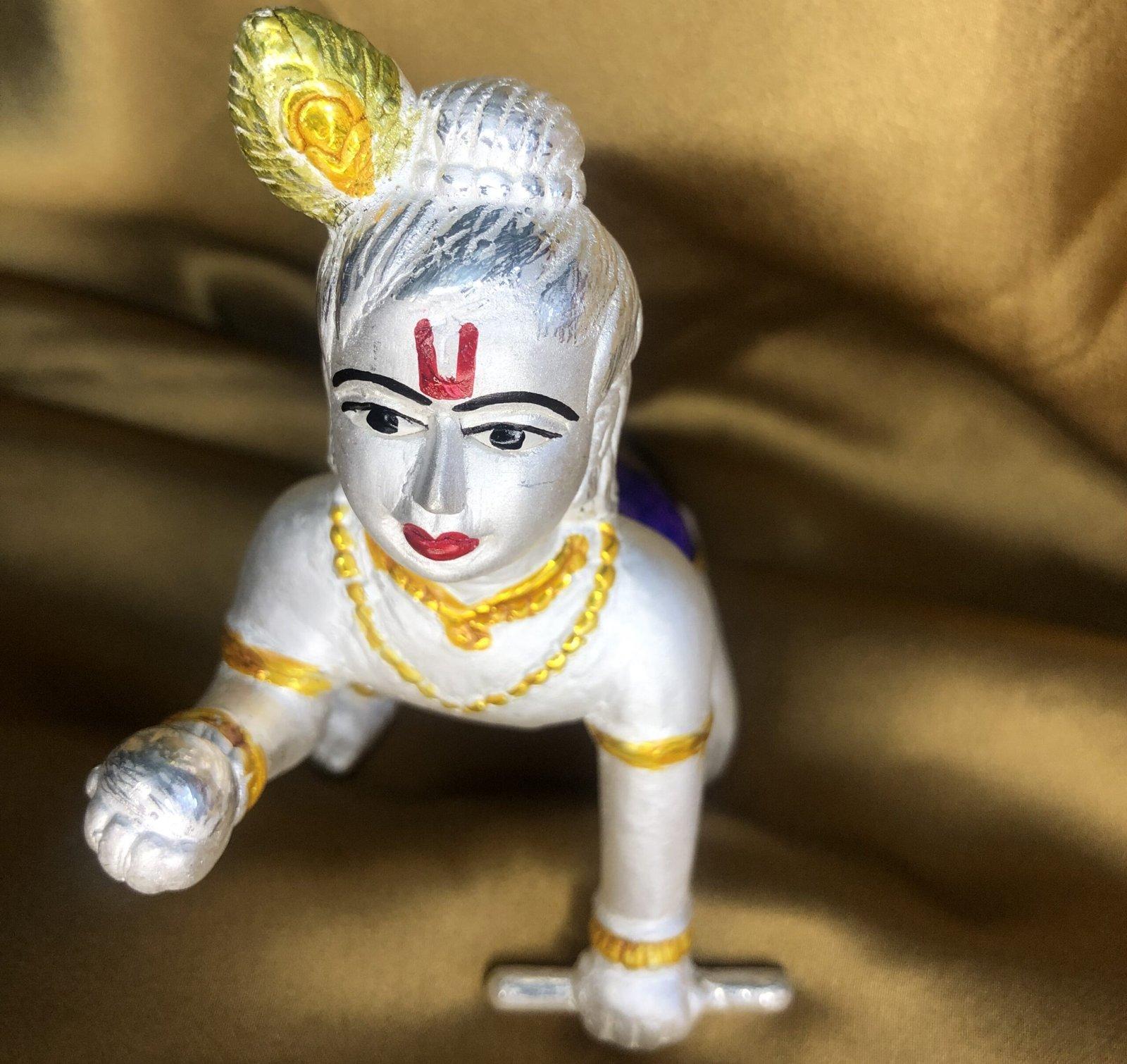 Laddu Gopalo Idol view 2