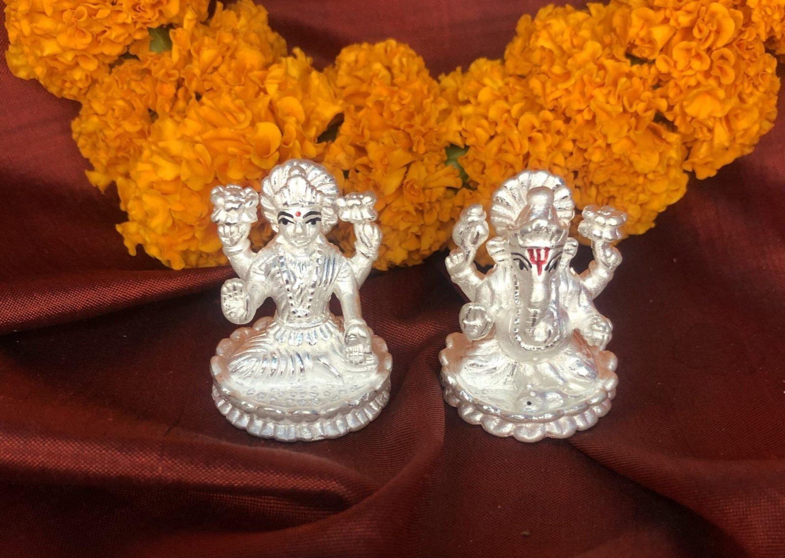 Laxmi Ganesh Idol view 1