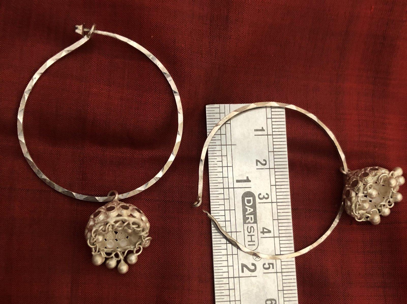 Madhubala Earring view 4