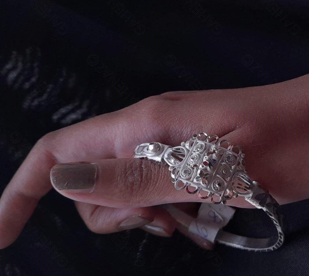 Maitrayee Box Noa / Loha 2.4 view 5