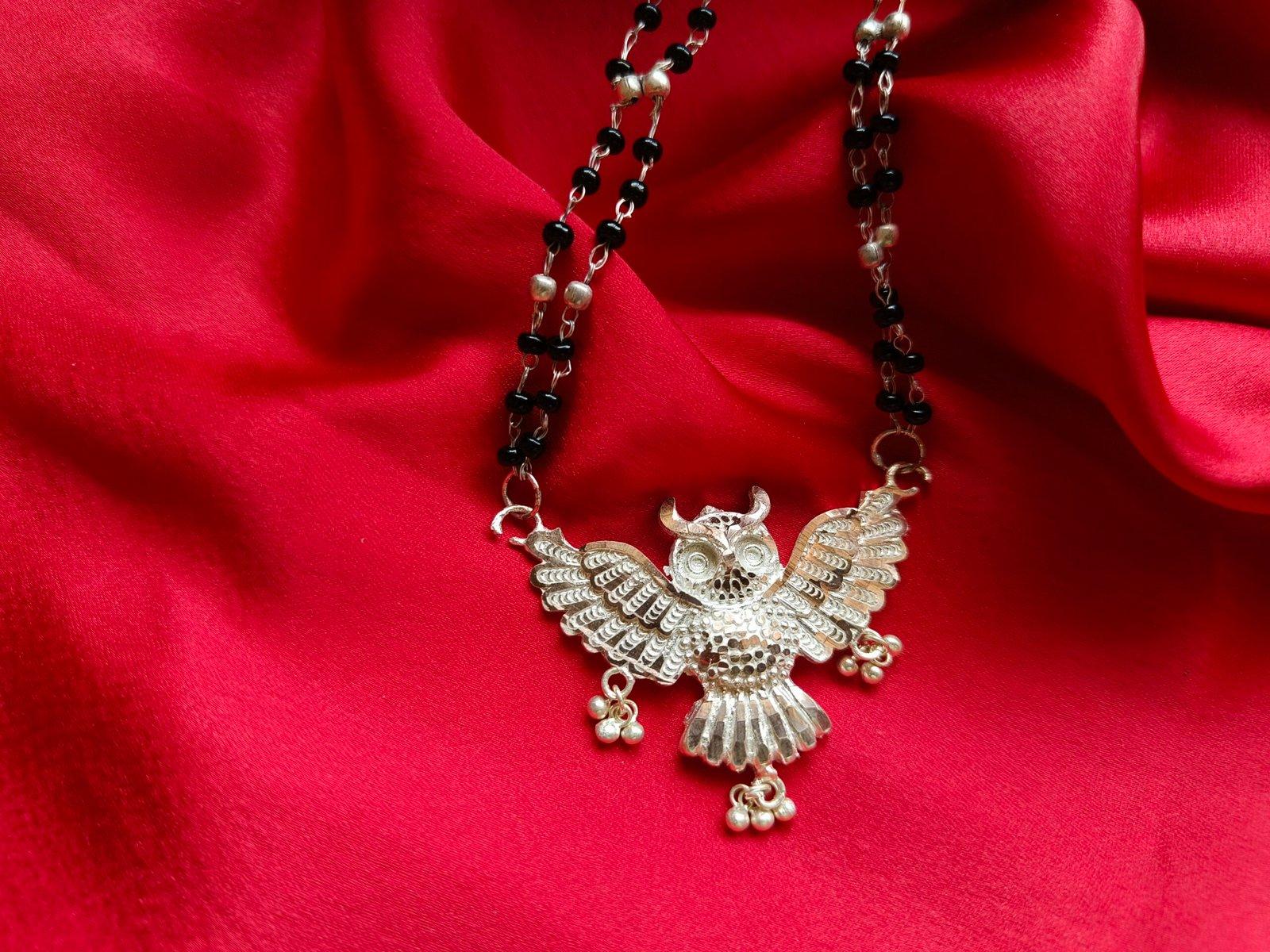 Owl Necklace /Mangalsutra view 2