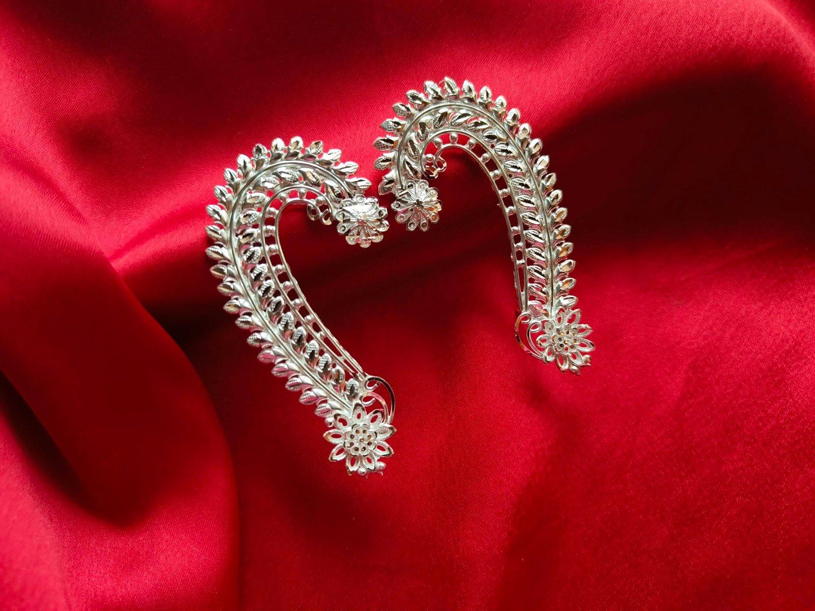 Parampara Kaan Earrings view 2