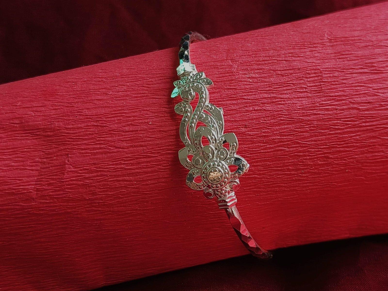 Shiuli noa / loha / লোহা 2.6 view 5