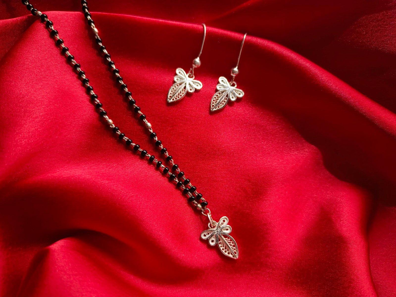 Swati Mangalsutra with Earring view 1